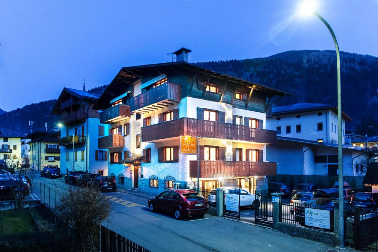 B&B Pinzolo - Residence Alpen Casavacanze - Bed and Breakfast Pinzolo