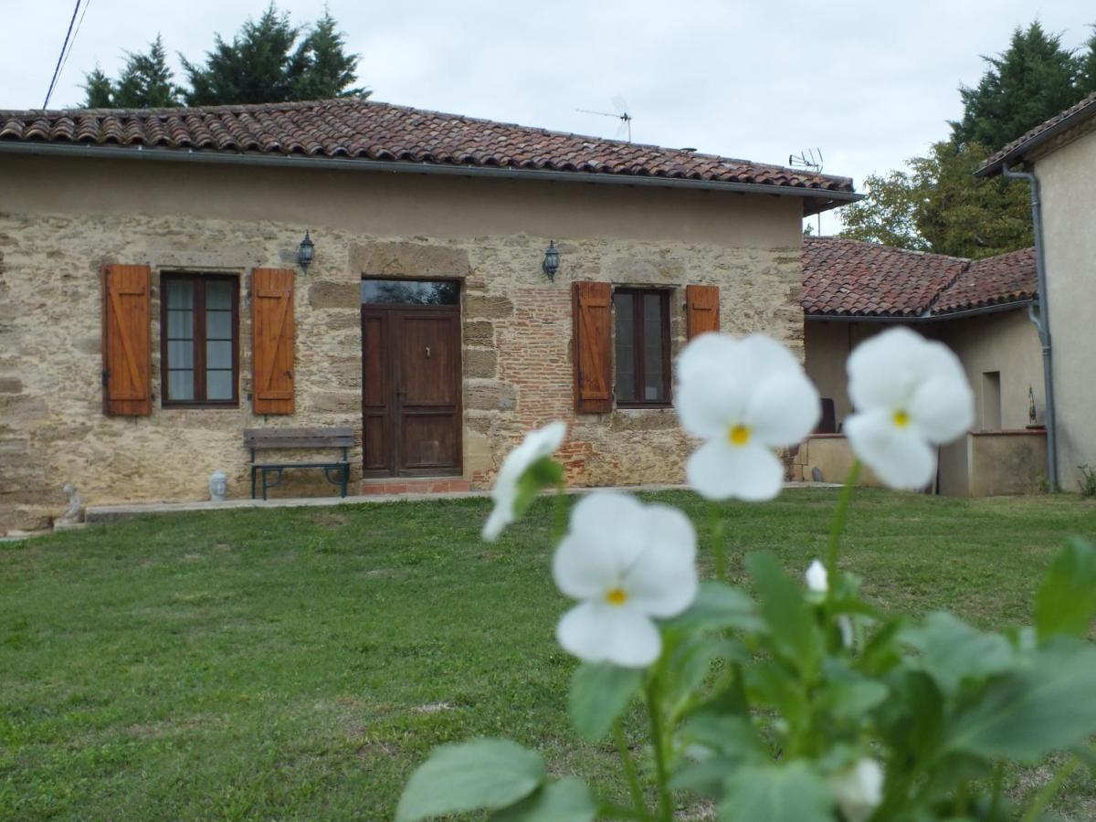 Au Jardin de Pagès Chambres d'Hôtes et Gîtes - Ferienwohnung