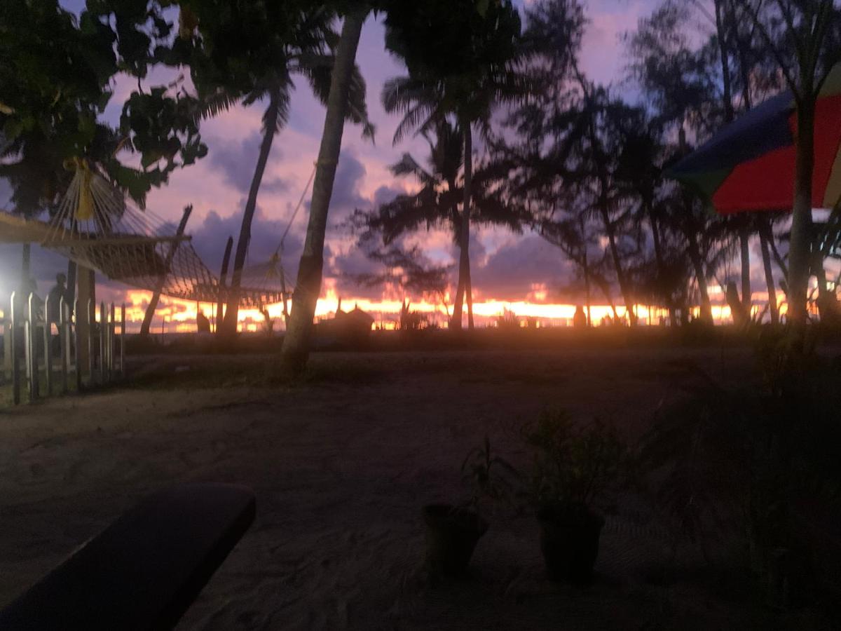 Shoreline Marari Beach Villa At Golden Beach Mararikulam - Ferienwohnung