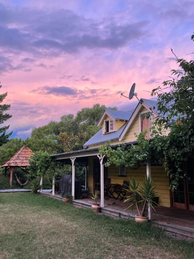 The Vicarage Barn - B&B Waipara