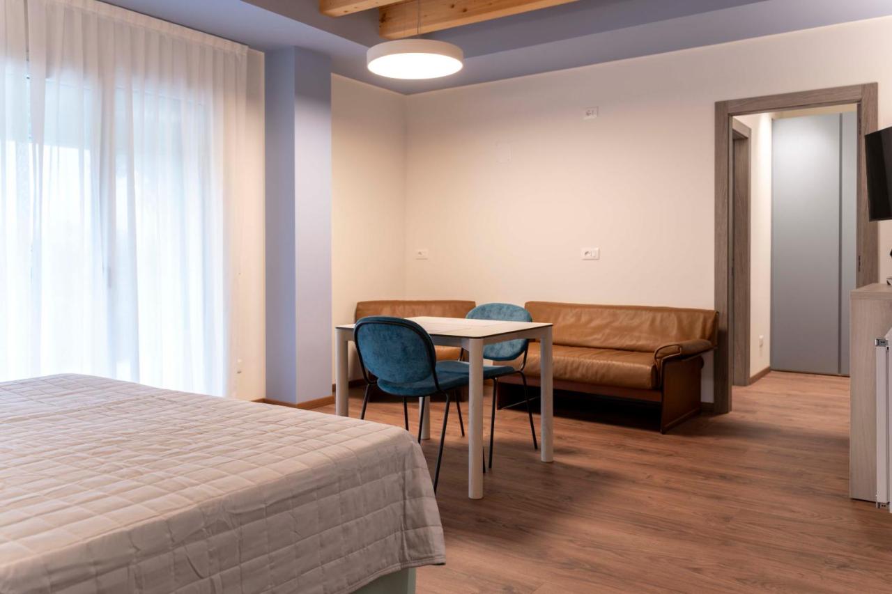 Deluxe Double or Twin Room with Garden View