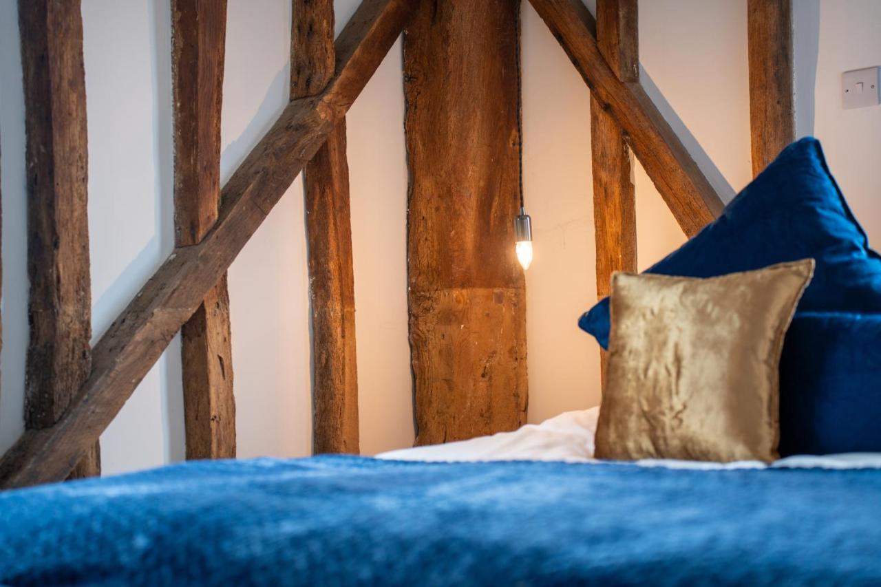 Large Double or Twin Room