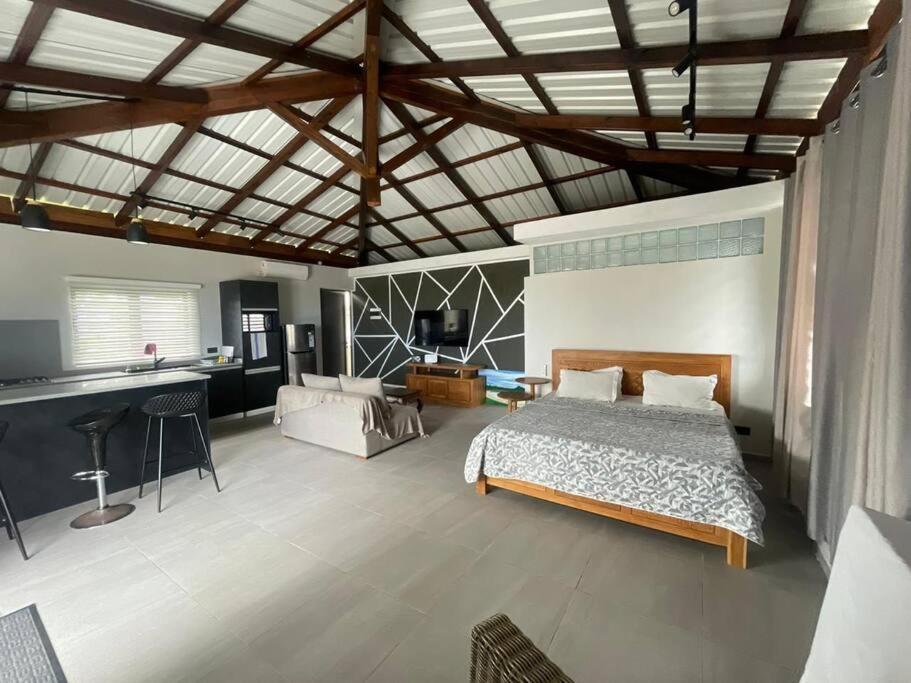 Cosy studio in La Gaulette - Bed and Breakfast