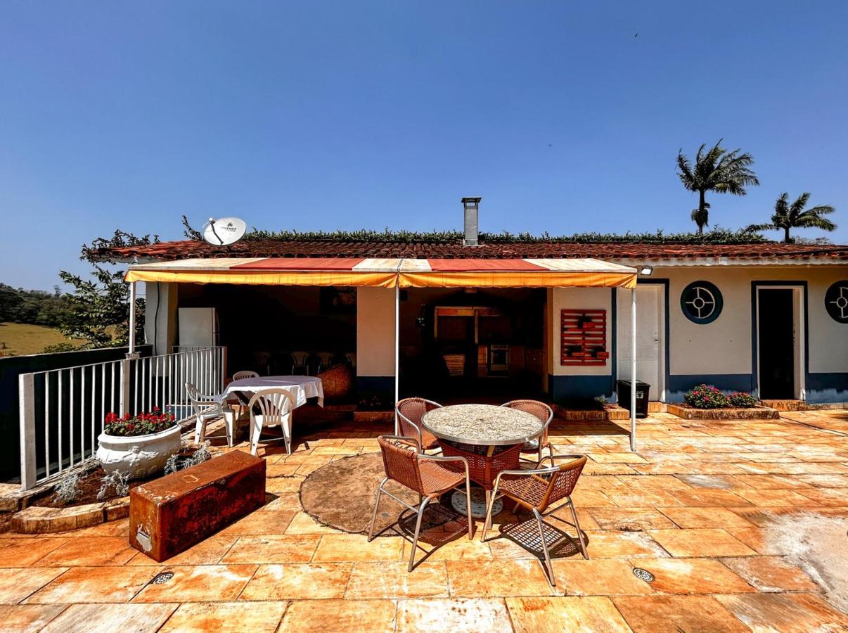 Refúgio confortável c piscina e lazer completo - B&B