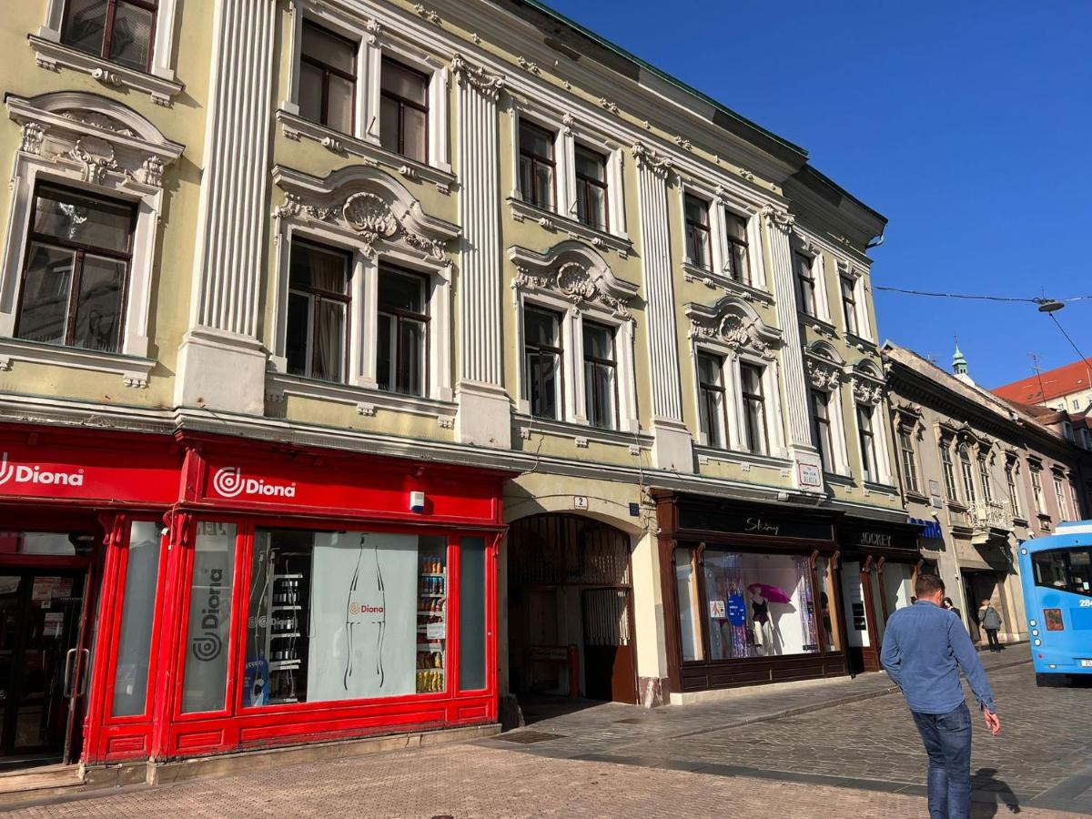 Studio apartman Luka - B&B Zagabria