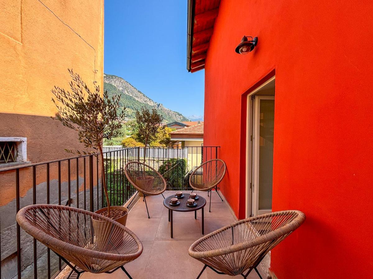 Villa PERLA ROSSA a due passi dal lago - B&B Pianello del Lario