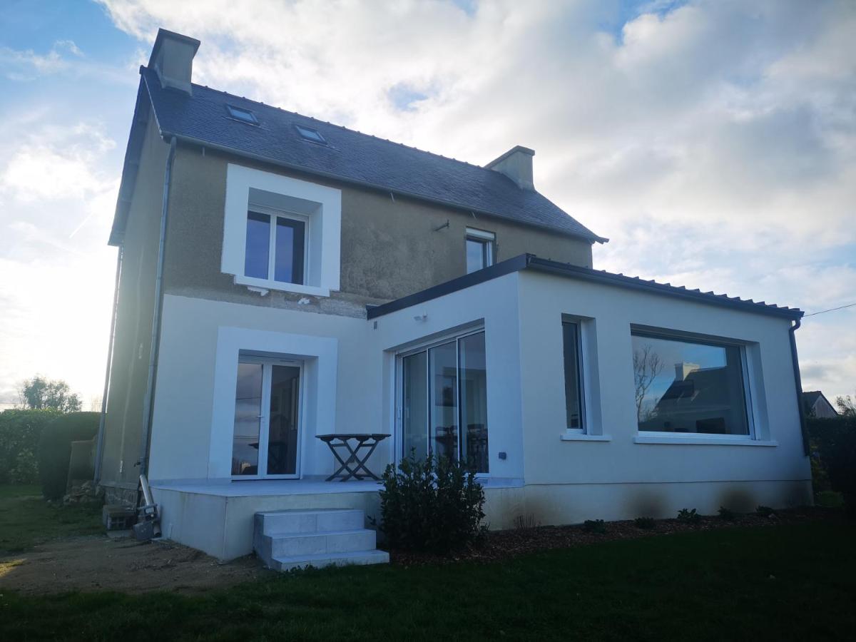 Maison vue sur mer avec jardin - B&B
