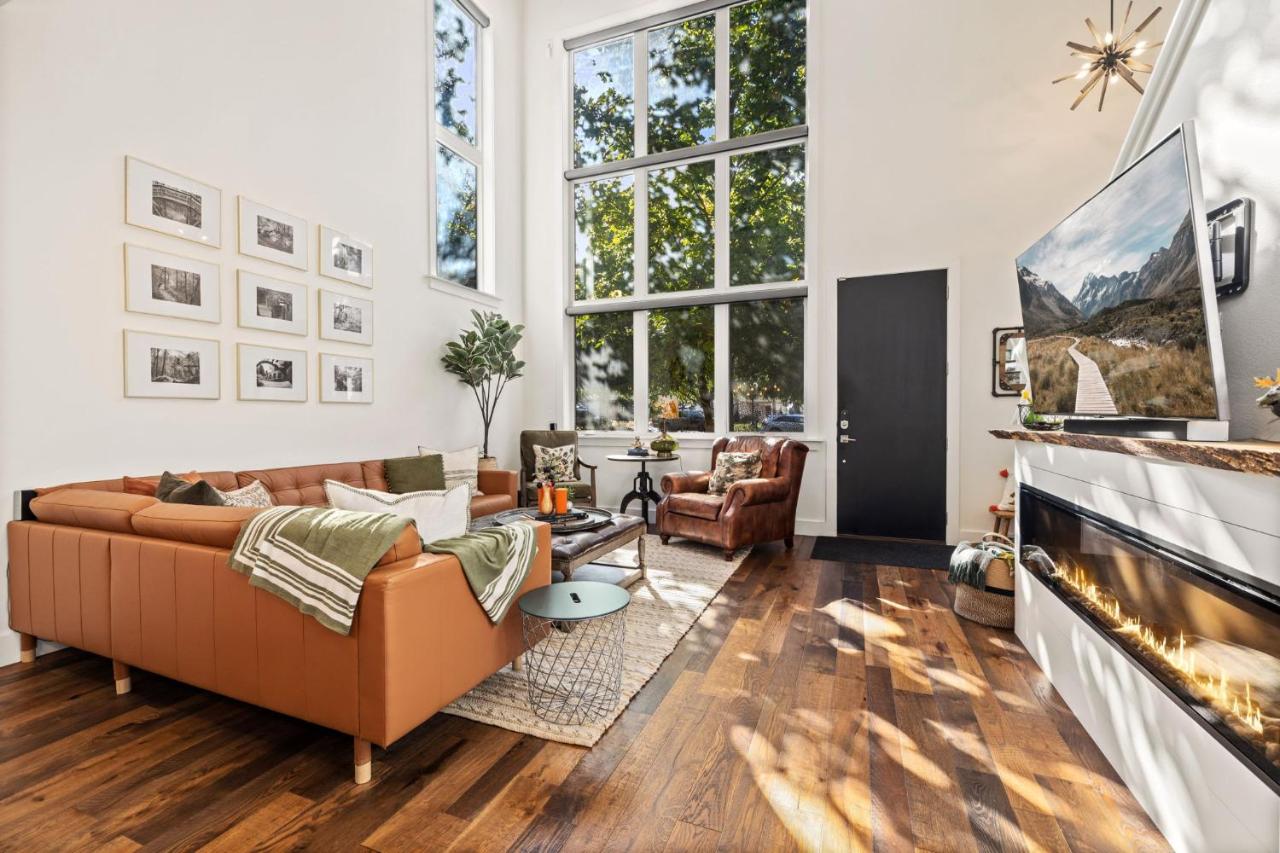 Lofty Pursuit - Downtown - Hot Tub - Momentary - Ferienwohnung Bentonville