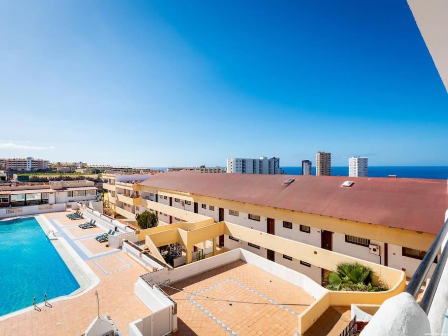Marina Palace Amazing balcony Renovated - B&B Playa Paraiso
