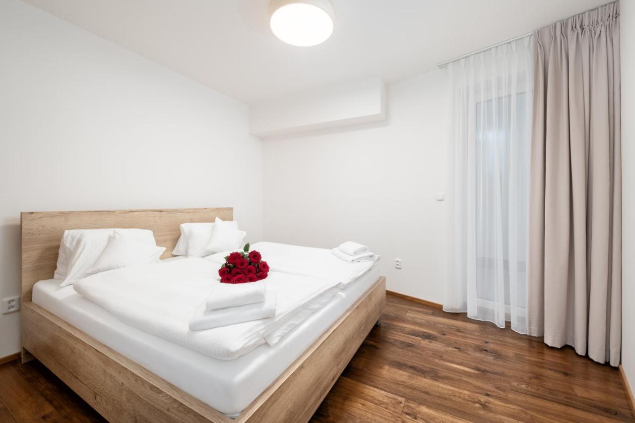 Superior Appartement met Balkon
