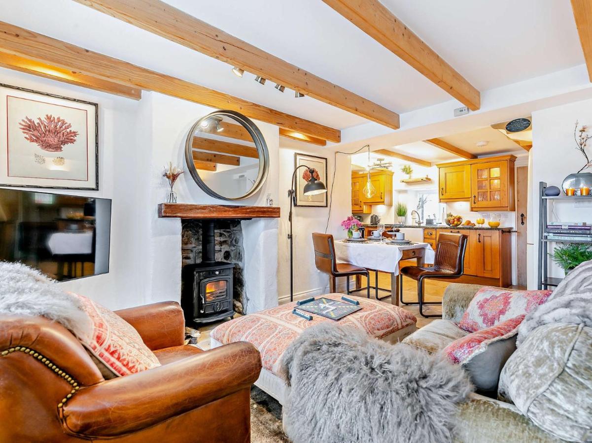 2 Bed in Hayle 90552 - B&B