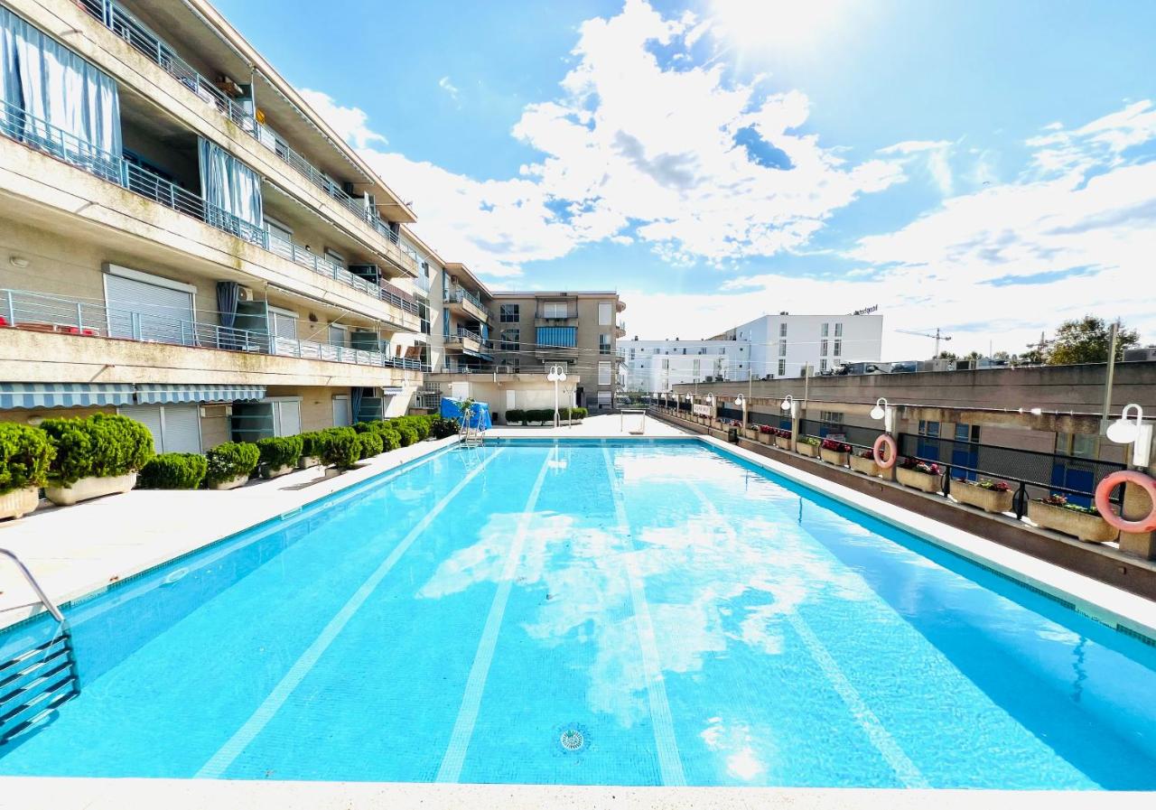 Apartamento Salvis Balcón y piscina - Ferienwohnung