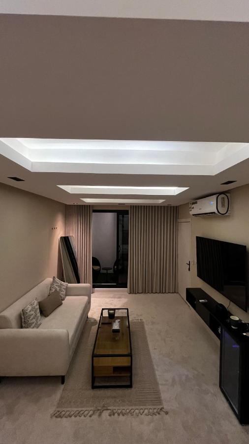 شقة فاخرة وأنيقة مع جلسة خارجية - Ferienwohnung Riad