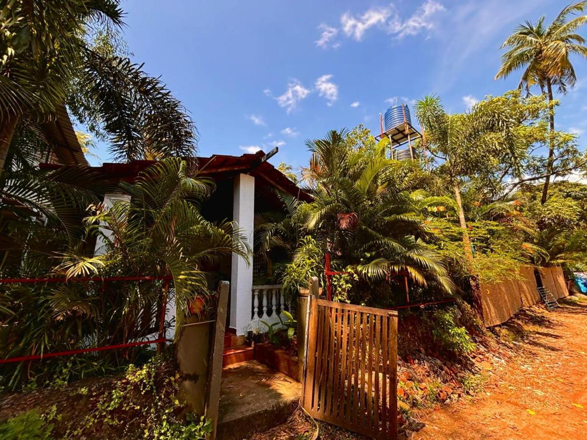 Bramha Home Stay - Bed and Breakfast Canacona