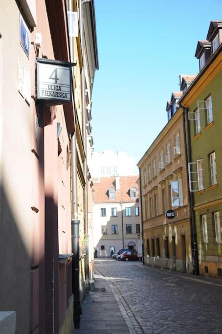 Cichy Apartament przy Rynku Starego Miasta - B&B Varsavia