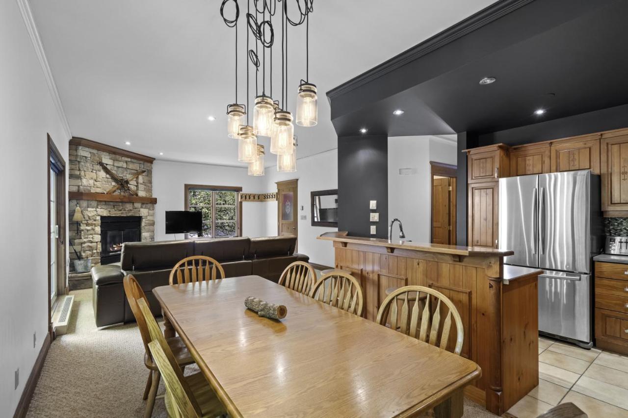 Plateau 236-5 - 3bdrs Ski In Out with Pool Access - B&B Mont-Tremblant