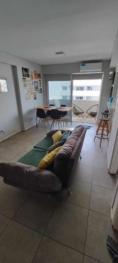Departamento con seguridad 24hs, gym y pileta! - Bed and Breakfast Córdoba