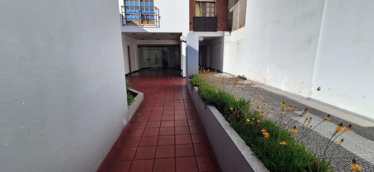 Departamento calle 11, excelente ubicación céntrica - B&B