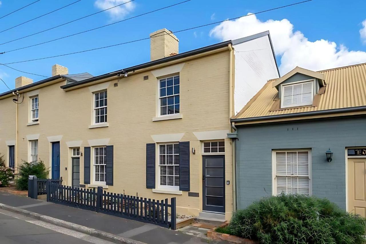 'Thirteen=' - Heritage Terrace in Battery Point - Bed and Breakfast Hobart