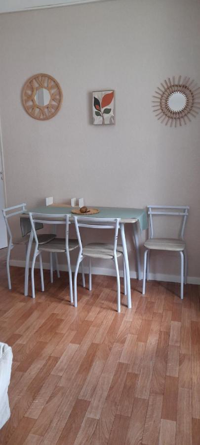 Appartement Bagnères-de-Luchon T2 nuitée-semaines - Bed and Breakfast