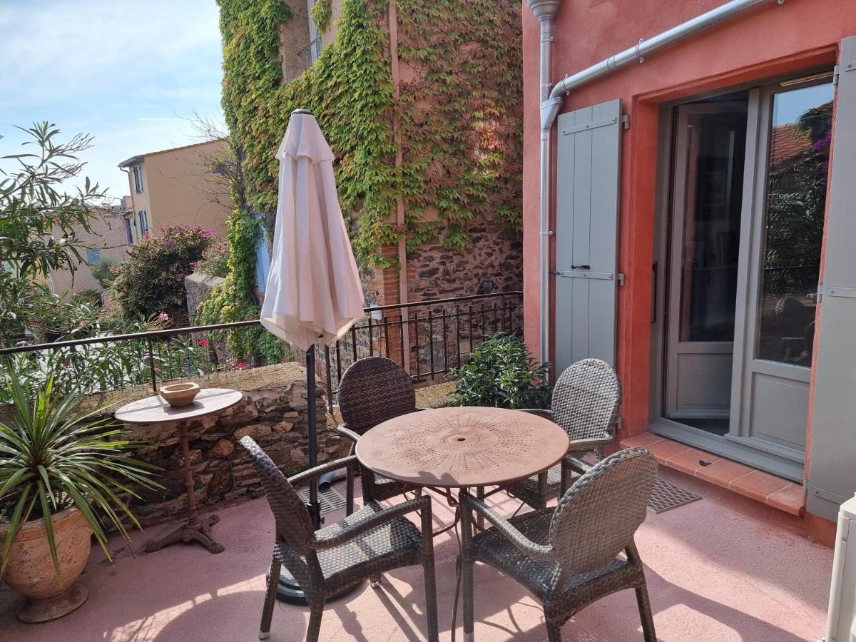 Superbe T3 classé 5 étoiles, quartier des peintres, calme, patio privé, clim, wifi et parking privé - Chambres d'hôtes Collioure