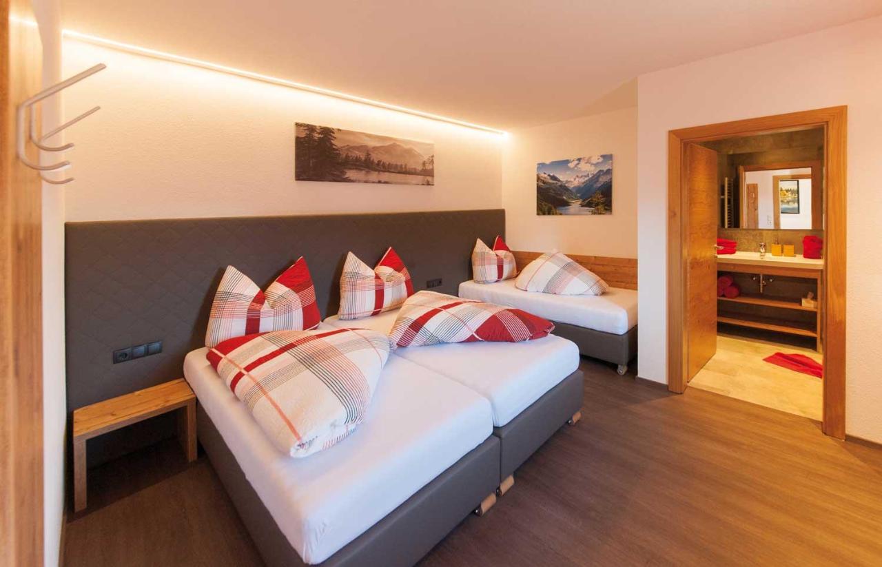 Standard Two-Bedroom Apartment (8 Adults)