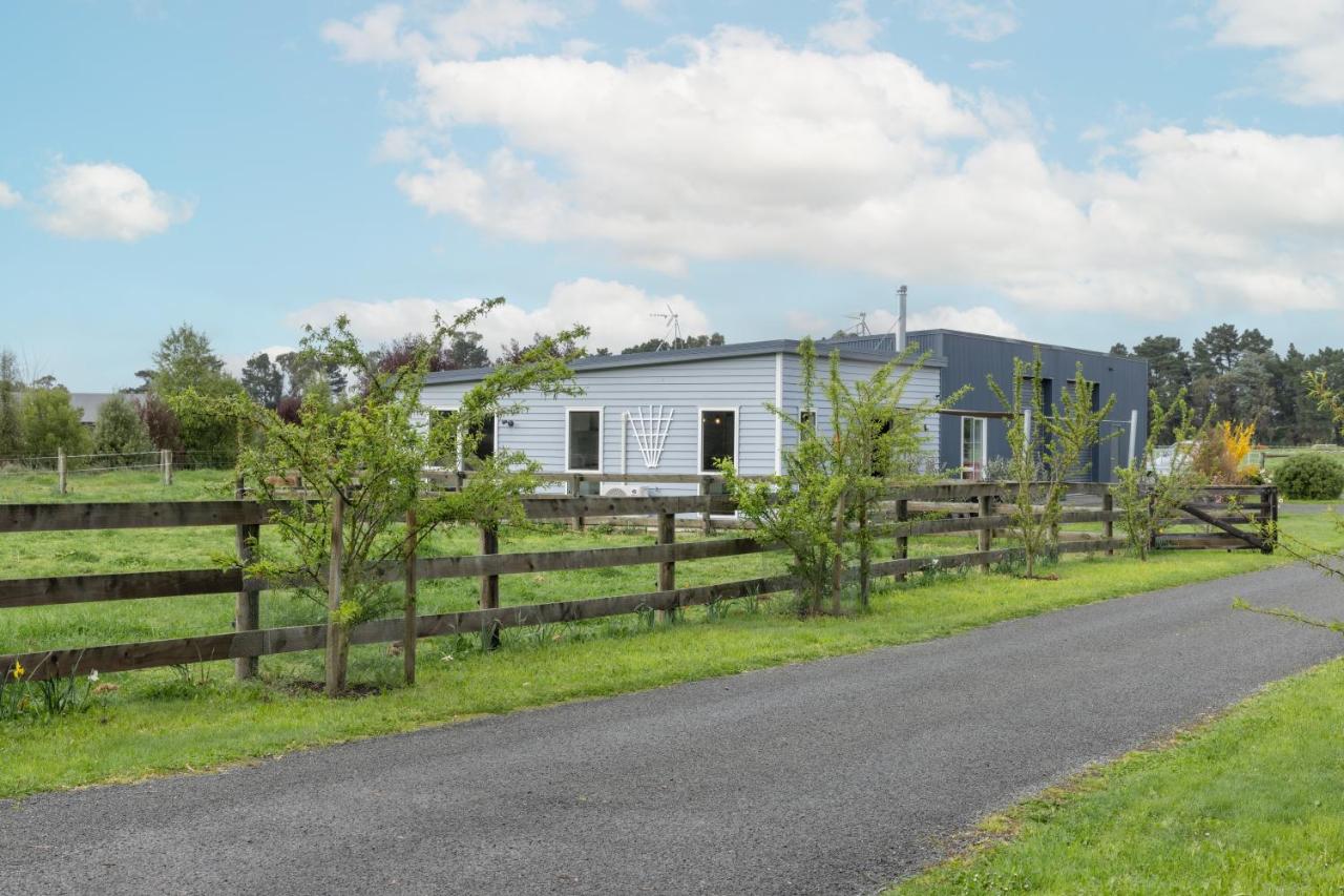 Alpaca Serenity Farmhouse - B&B