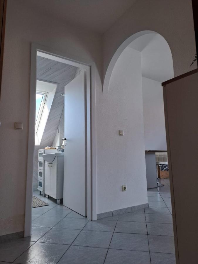 Elegant & Modern - Apartment Scarlett - Bed and Breakfast