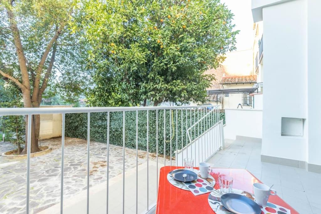 CAREGGI, meyer, cto con GIARDINO - B&B