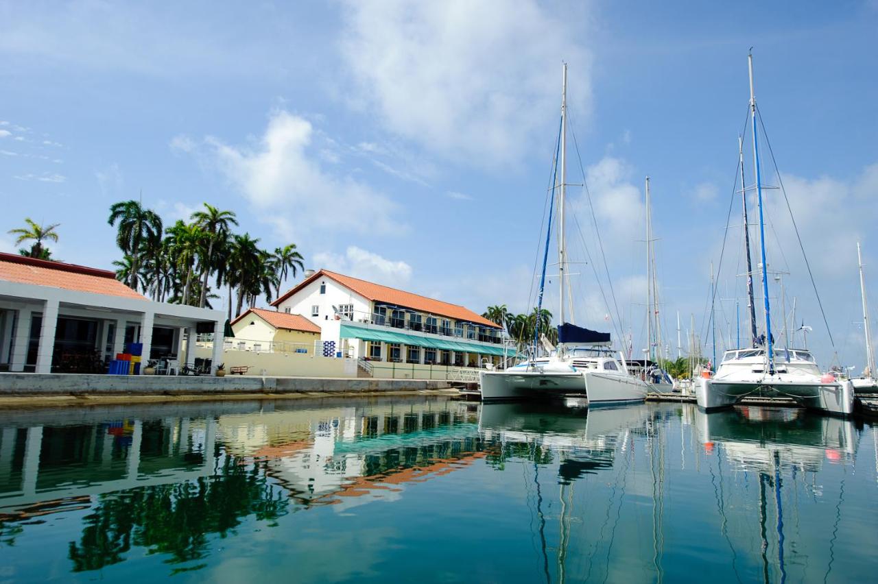 B&B Ciudad de Colón - Marina Hotel at Shelter Bay - Bed and Breakfast Ciudad de Colón