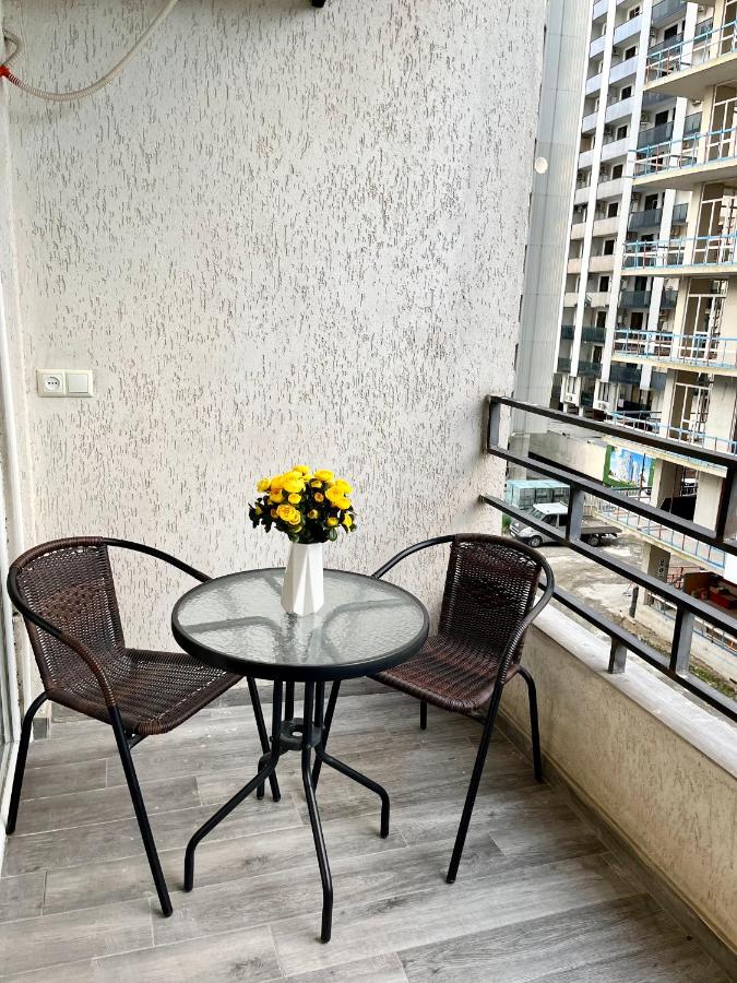 New Studio Apartment Near Beach & Boulevard - B&B
