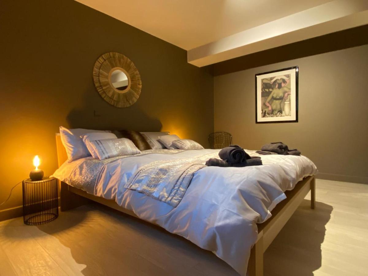 Two-Bedroom Apartment with Terrace and Sea View