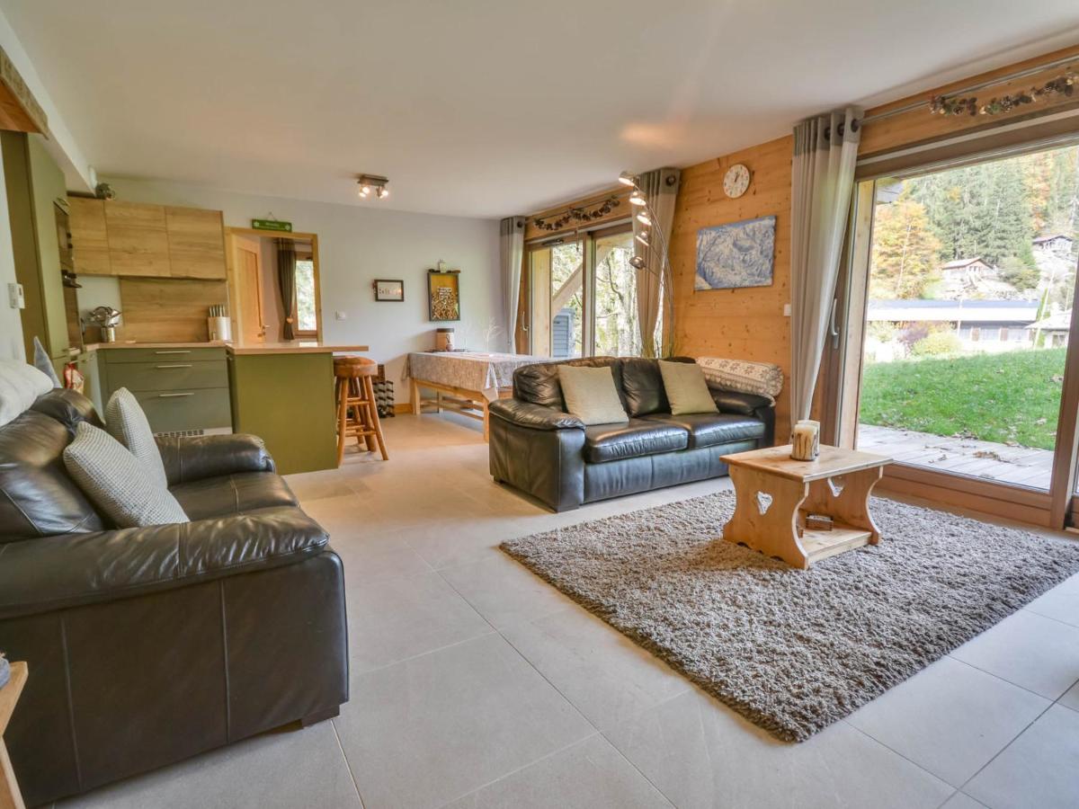 Appartement T3 à Morzine avec Jacuzzi Privatif, Proche Navettes, 8 Pers. - FR-1-684-58 - Chambres d’hôtes Morzine
