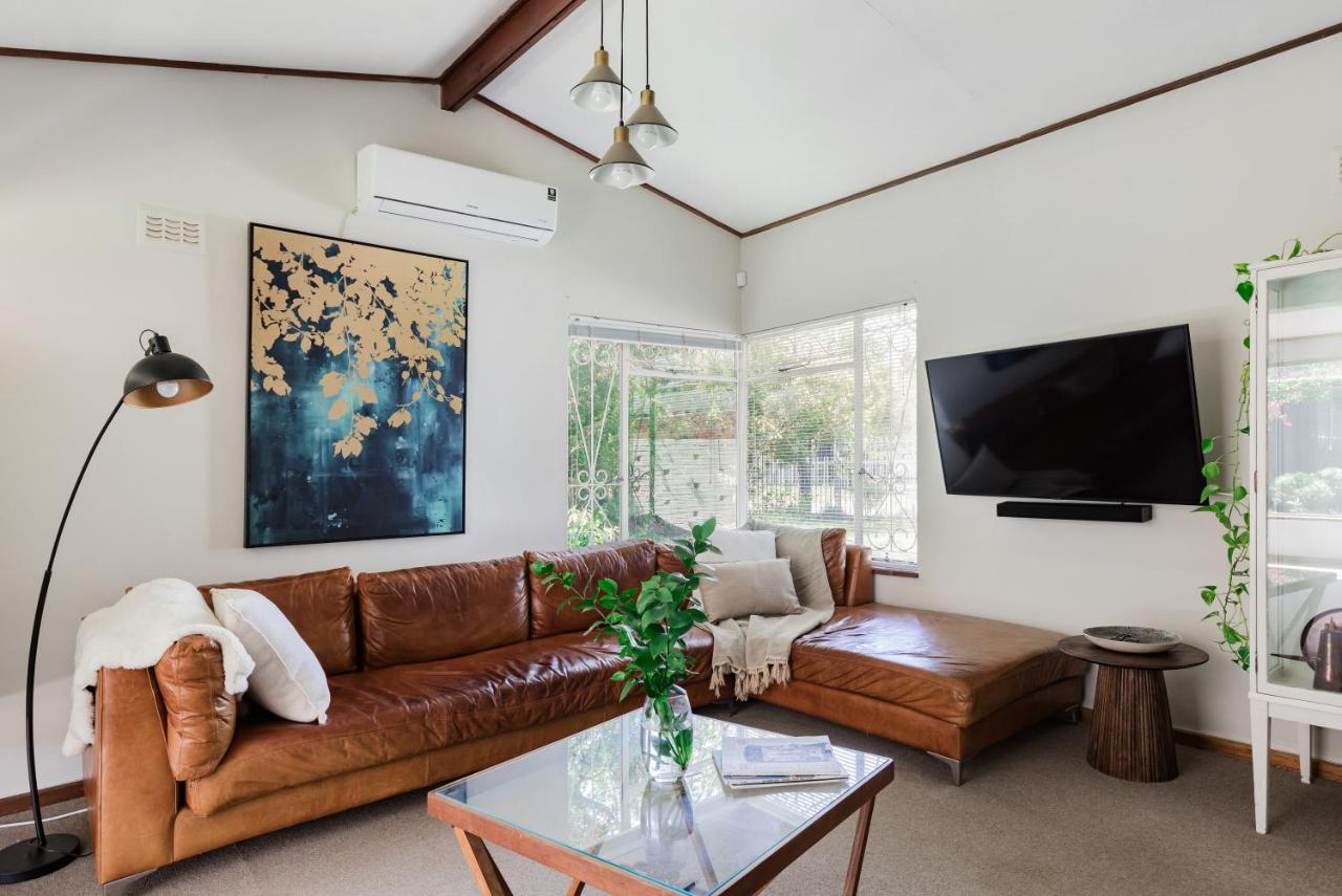 Silvertree Collective Central Family Home - B&B