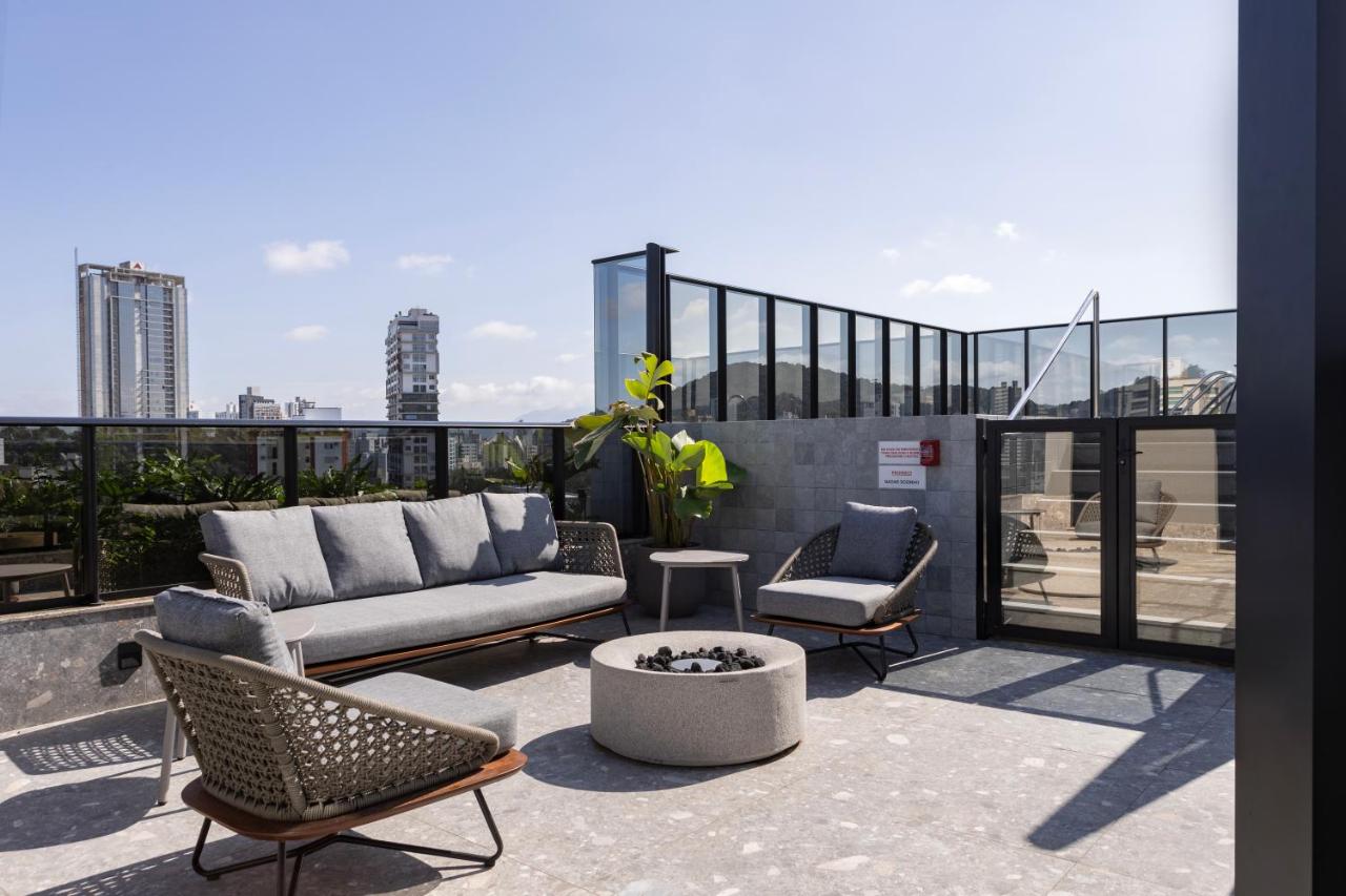 Loft moderno ao lado da Oktoberfest | vaga | WIFI - B&B