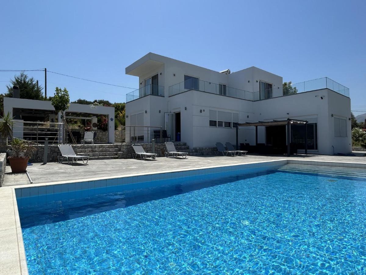 Villa Maïa - Bed and Breakfast