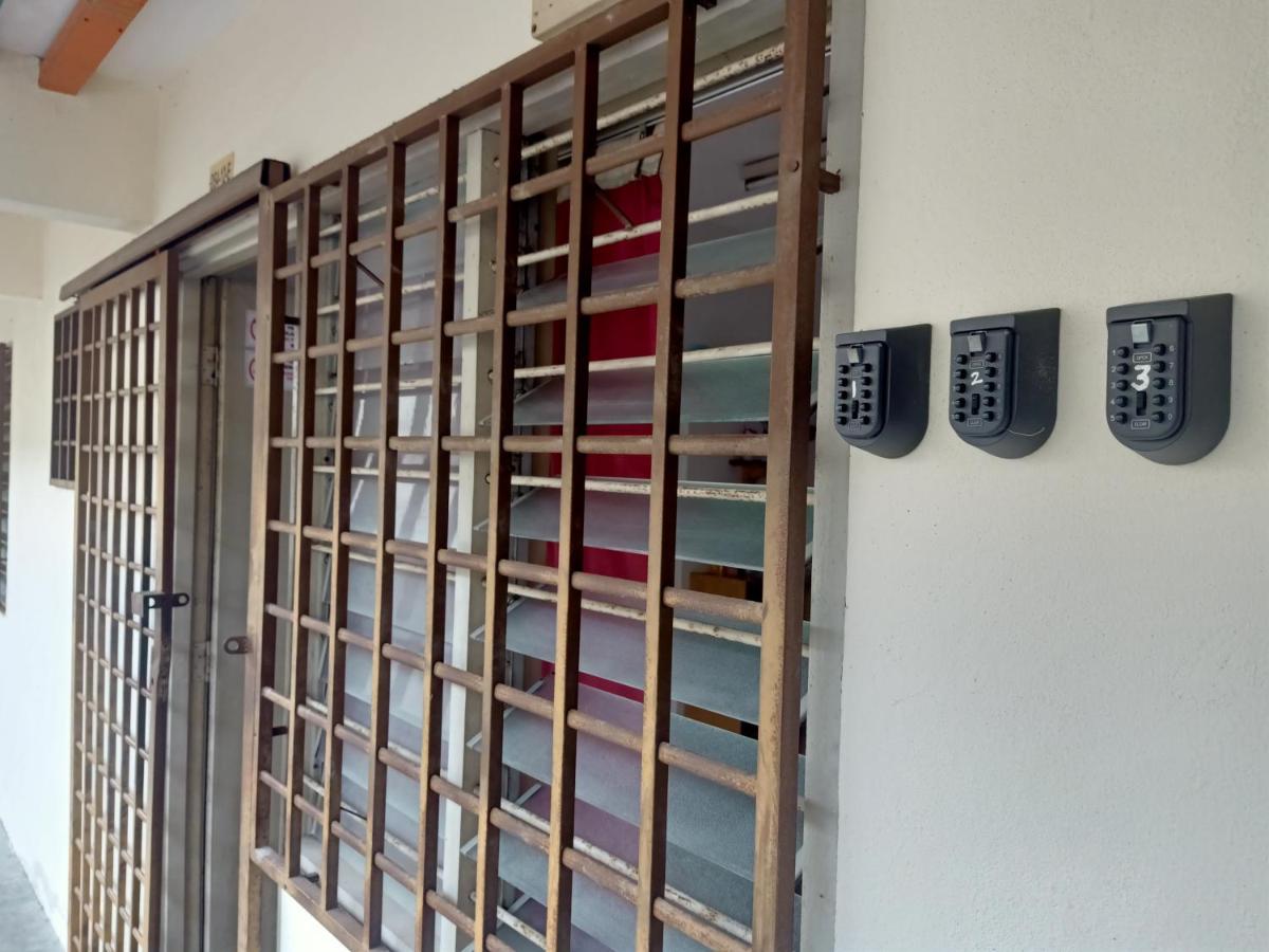 Low Budget Economy SingleBed Bedroom in Aman Puri, Kepong - Chambres d'hôtes Kuala Lumpur