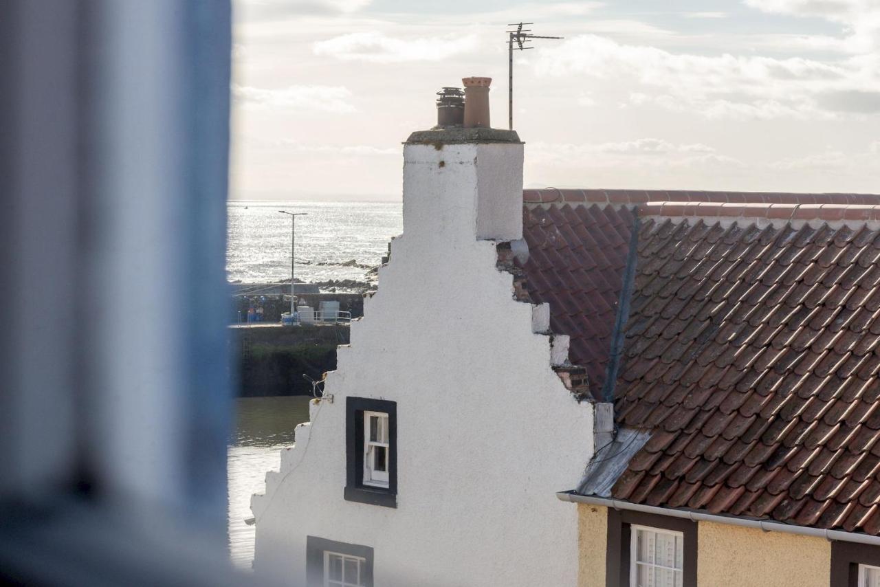 Tollbooth Townhouse Close to Tidal Pool - B&B