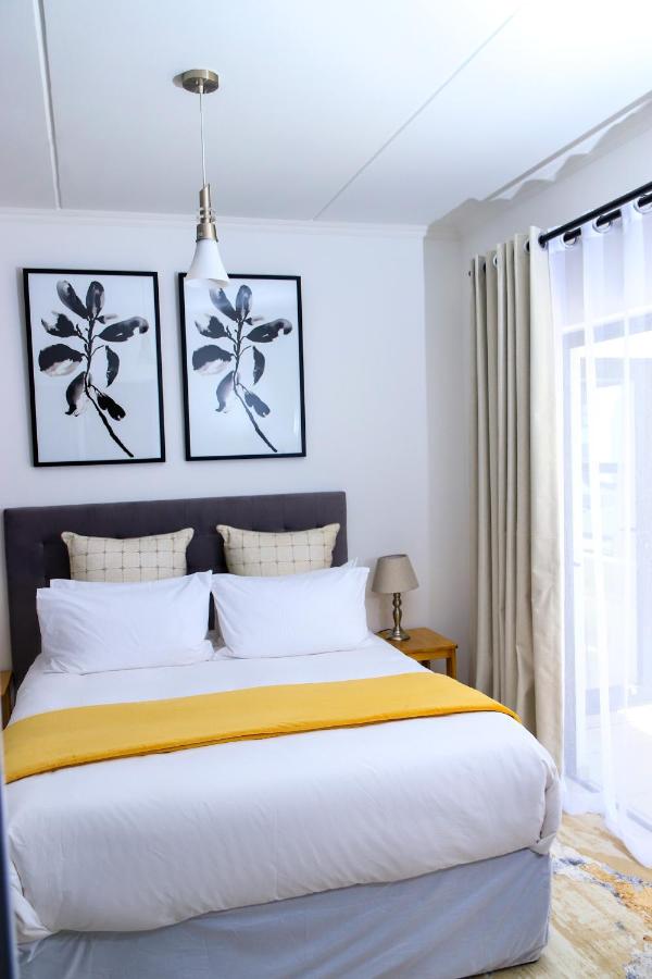 1f - Radiant Horizon of Parklands - B&B