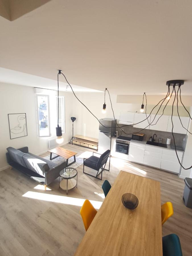 Superbe T5 , 4chs, 8pers, parking privé, wifi - Chambres d’hôtes