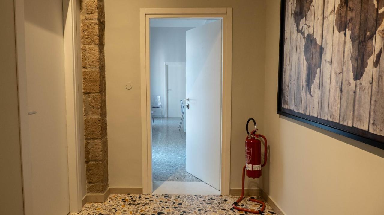 One-Bedroom Deluxe Apartment