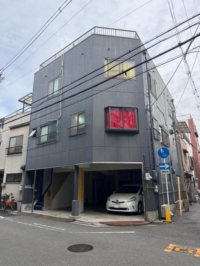 Hotel Emiru 敷地内駐車場2台 - Chambres d’hôtes Osaka