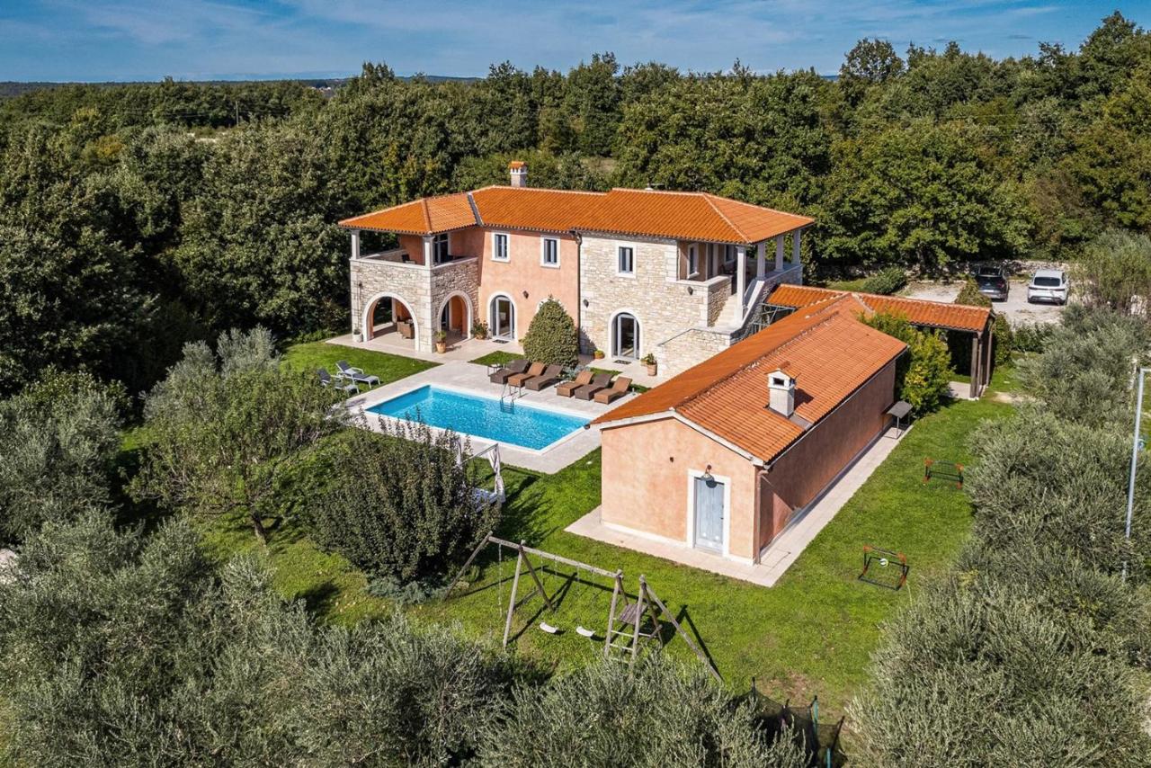 Villa Gimino - B&B Pifari
