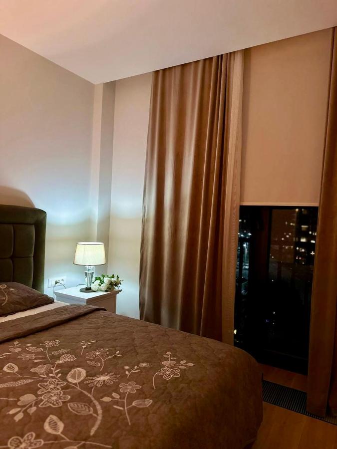 Sea Breez The Grant Hotel Apartment - Bed and Breakfast Bilgəh