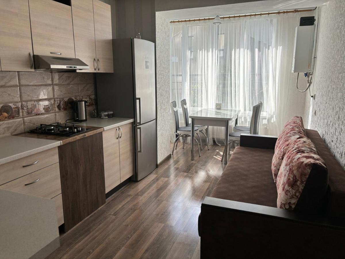 Однокімнатна квартира в жк Тріумф - B&B
