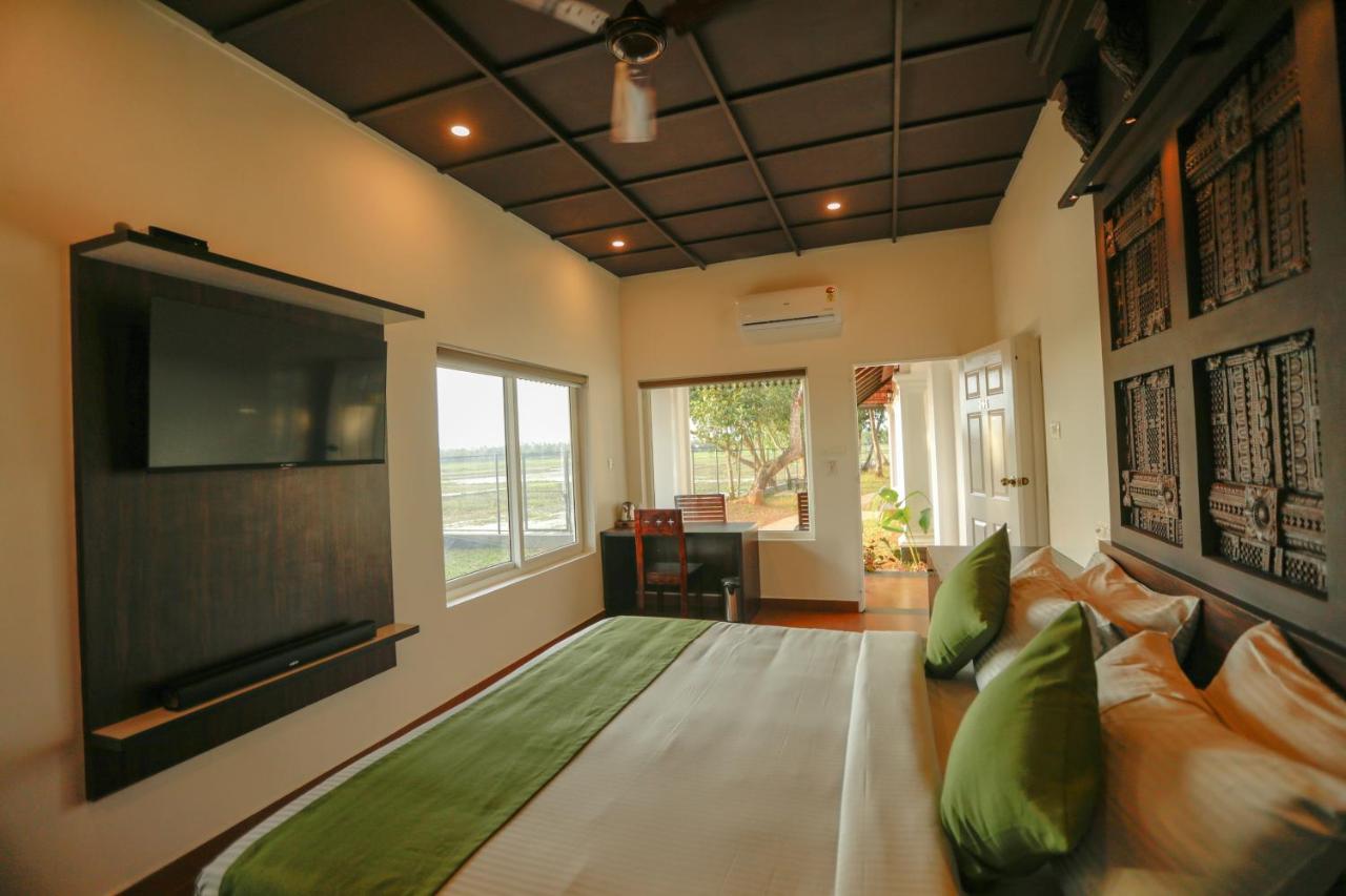 Deluxe room with Paddy field view