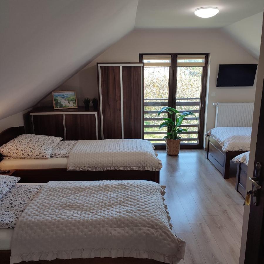 Quadruple Room with Private Bathroom