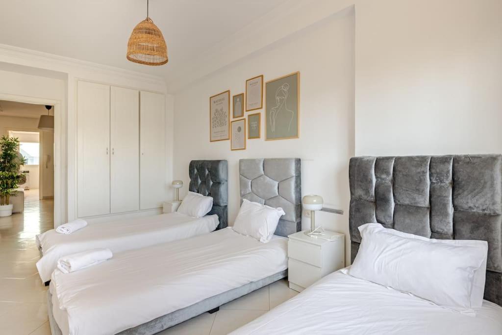 Apartamento de 3 dormitorios con balcón