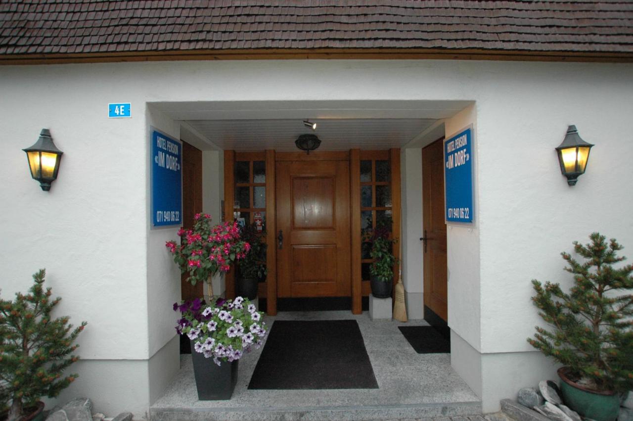 Hotel Pension Im Dorf - Chambres d’hôtes Zuzwil