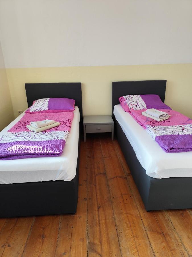 Quadruple Room with Shared Shower and Toilet